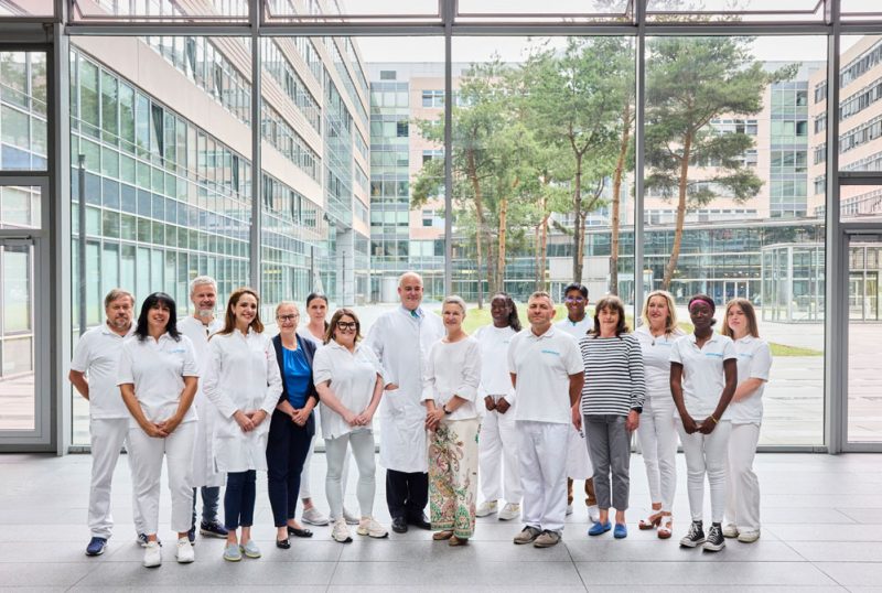Gruppenfoto_Praxis_im_Koelntriangle_072025